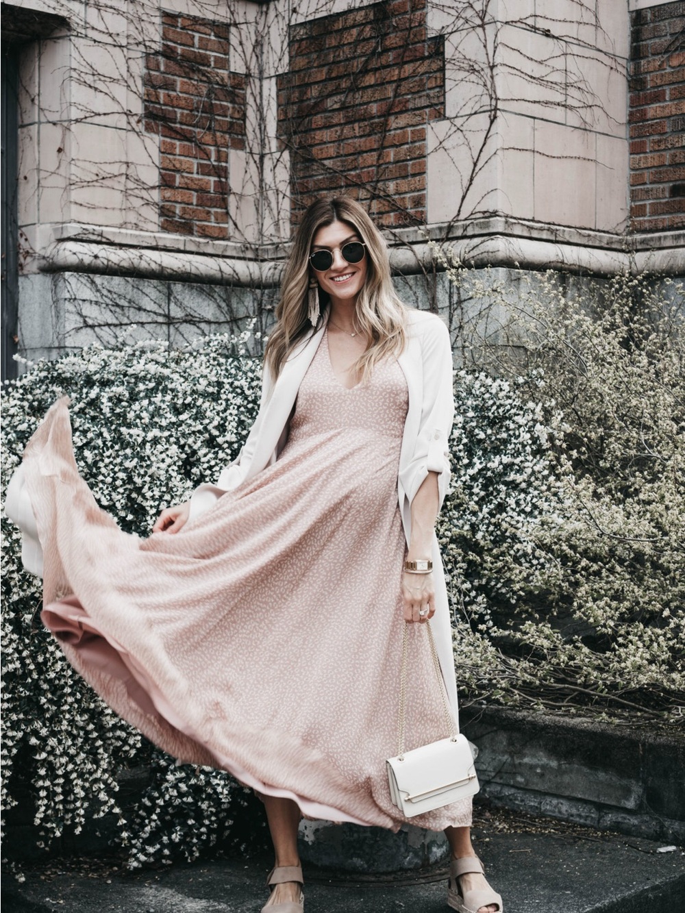 EUC - HATCH Maya maternity dress in blush daisy - size 8-10